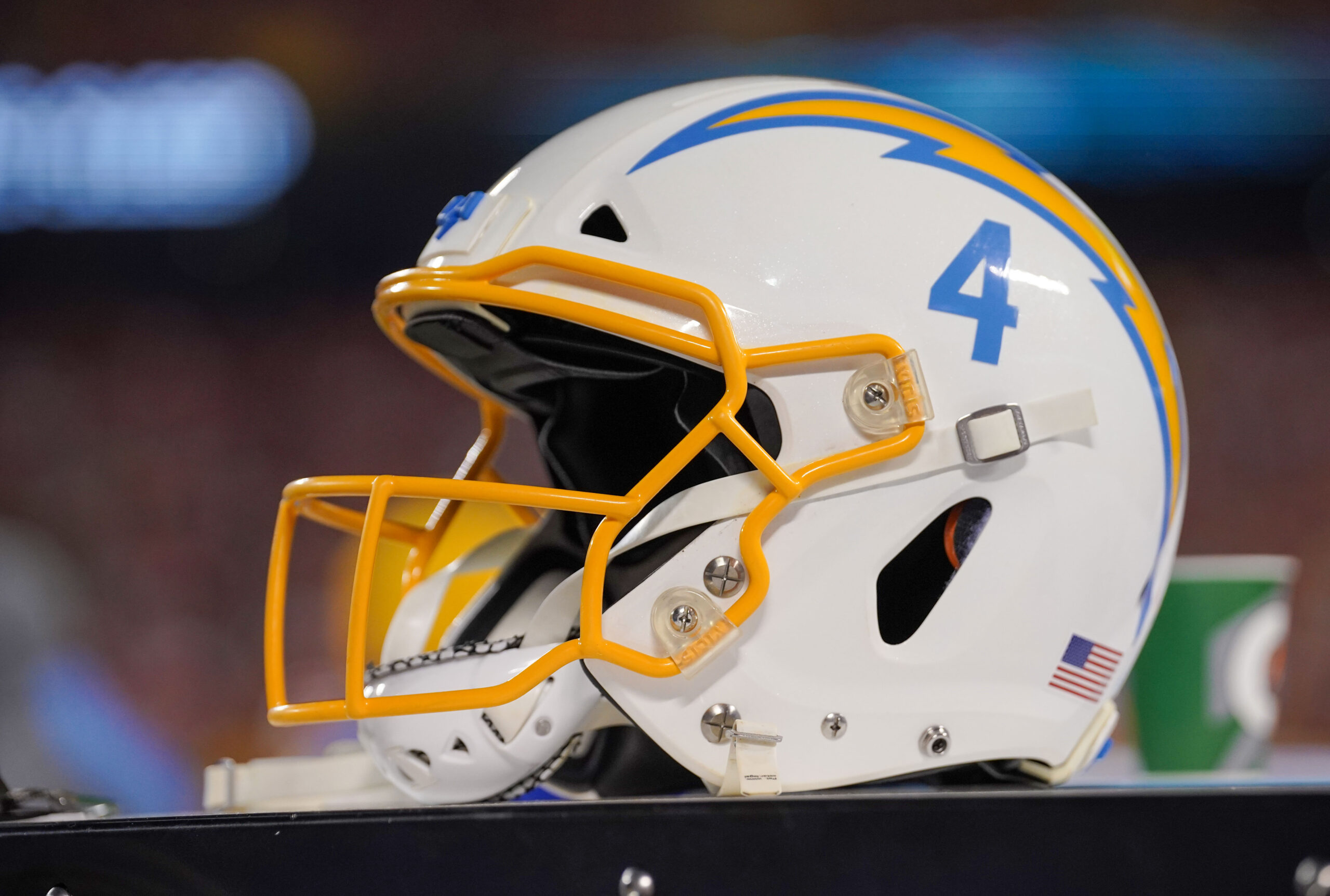 Examining 4 Los Angeles Chargers Trade Down Scenarios In The 2024 NFL Draft   BB1iVaii.img