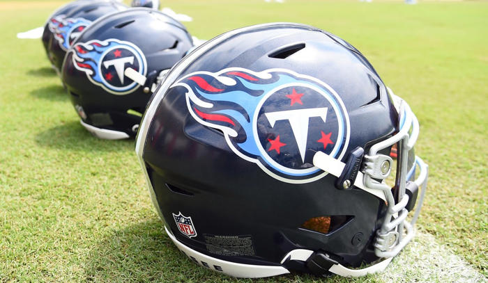 tennessee titans expected to start star rookie