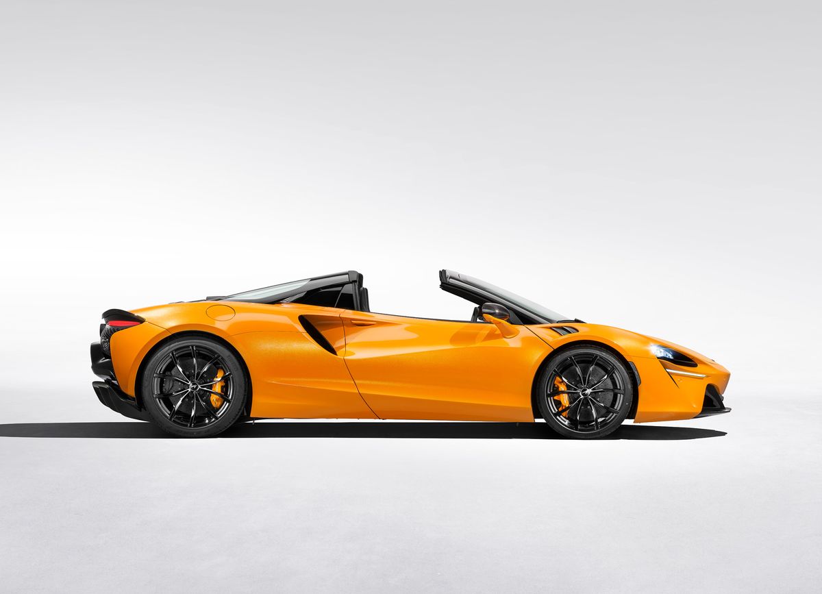 2025 mclaren artura spider is an exotic droptop with a 690-hp hybrid v-6