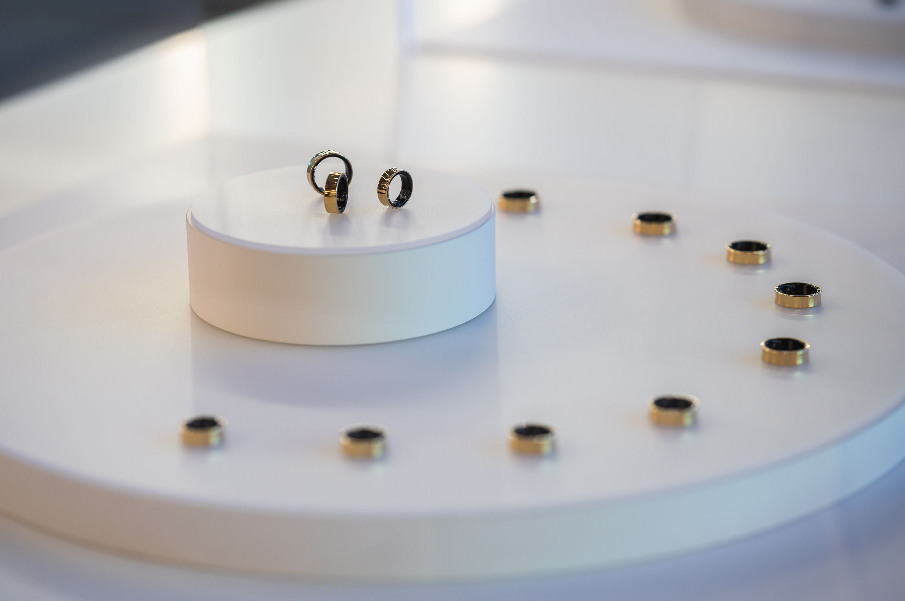 samsung unveils galaxy ring, being one step ahead of apple