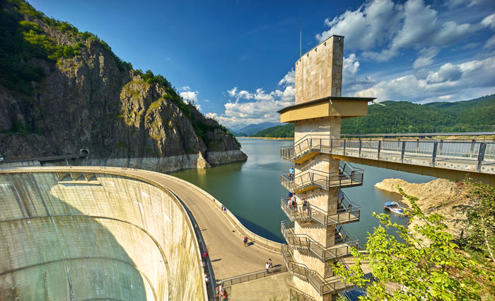 romania's hidroelectrica awards eur 188 mln hydropower plant refurbishment contract
