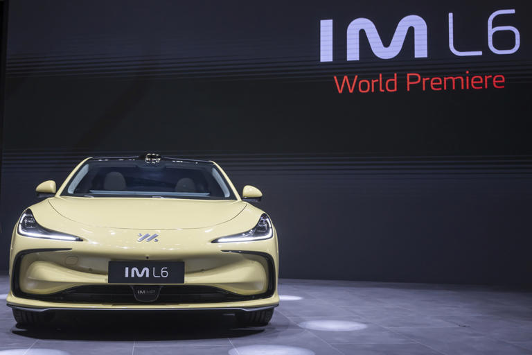 Long-stalled Geneva Motor Show Revs Again As Renault, Mg, Byd Electrics 