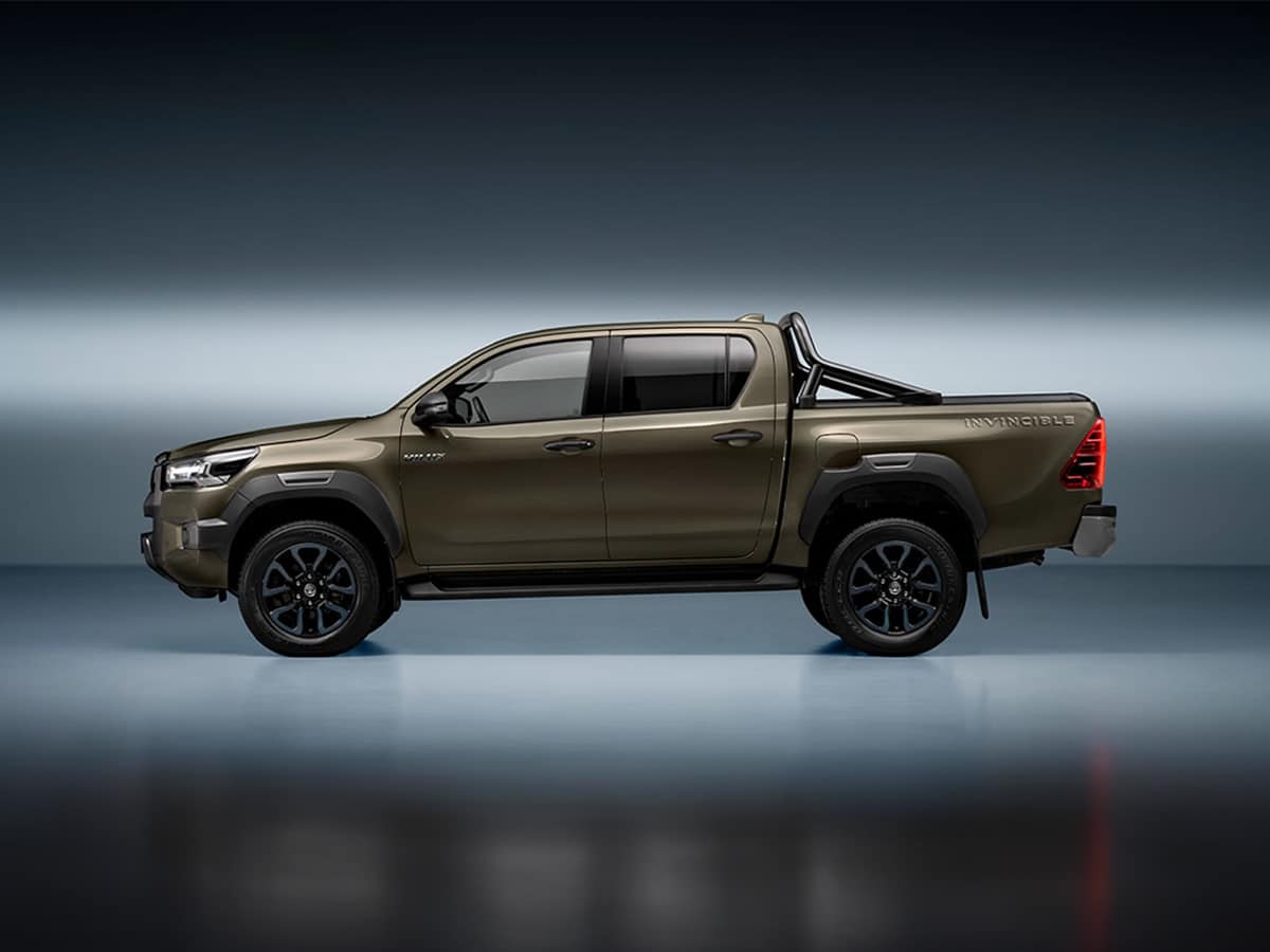 2025 Toyota HiLux Adds Mild Hybrid Tech, Gets Sharper Look