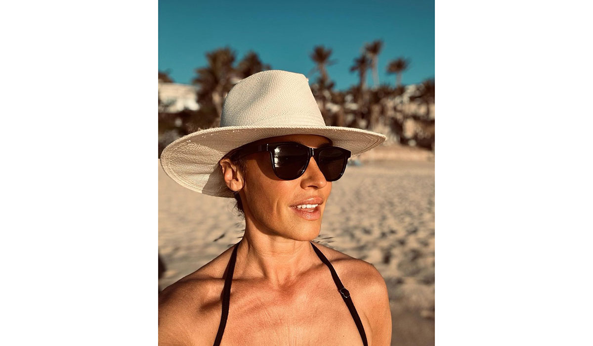 cat deeley shows off flawless skin as she enjoys a three-day solo trip to mexico