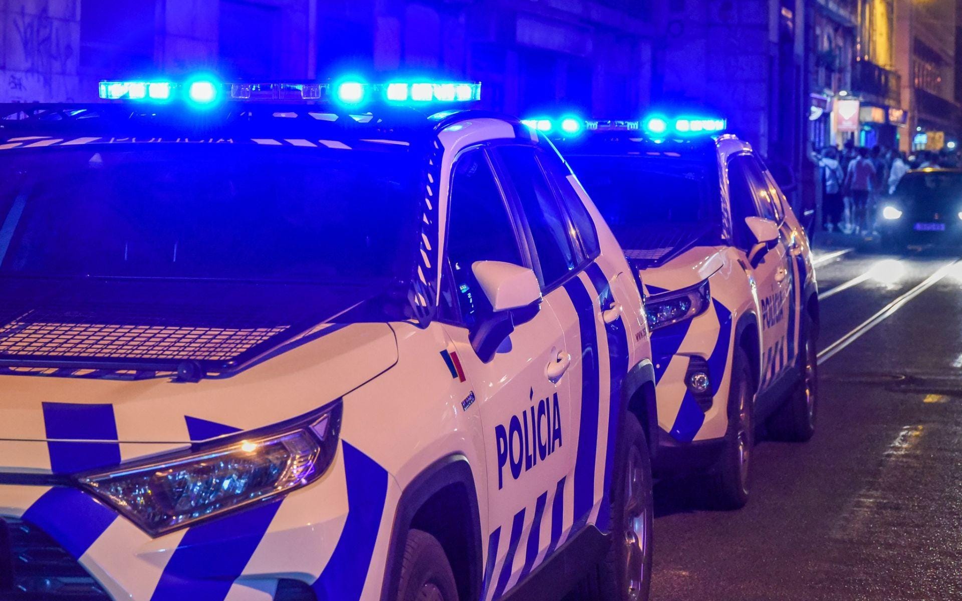 Polícia salva jovem esfaqueado junto ao metro em Lisboa