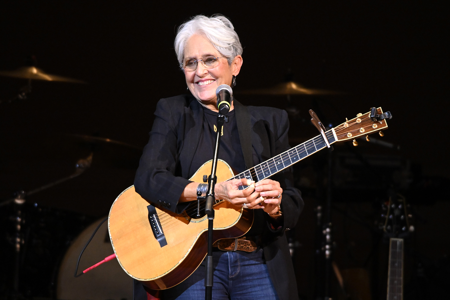 watch joan baez perform ‘don't think twice, it's all right' with maggie rogers