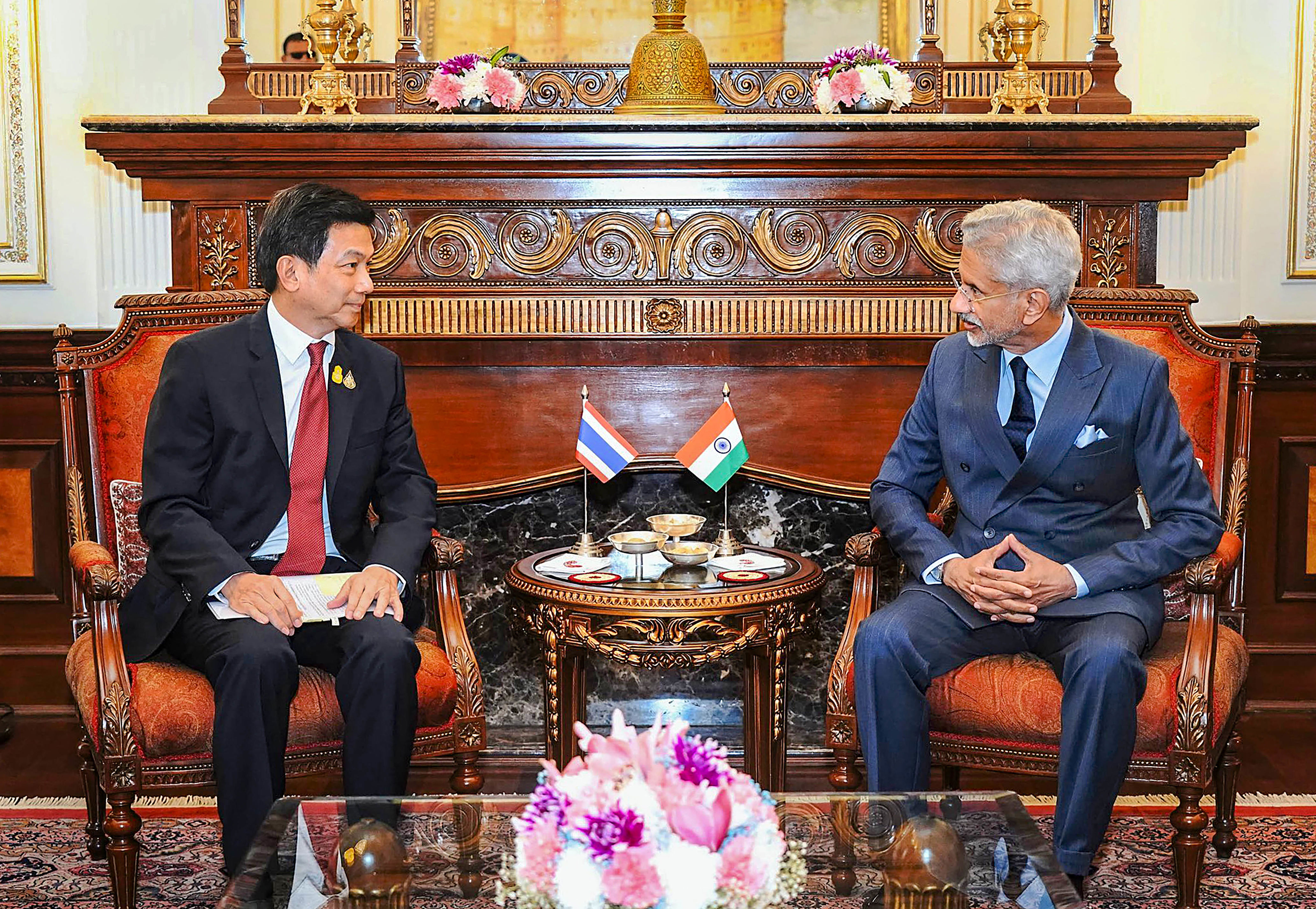 india, thailand resolve to expand ties