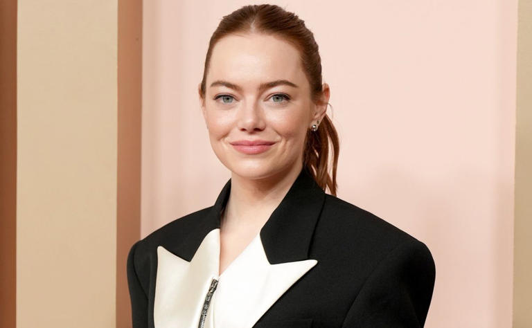  Emma Stone's net worth: What is the fortune of the Oscar-nominated actress? 