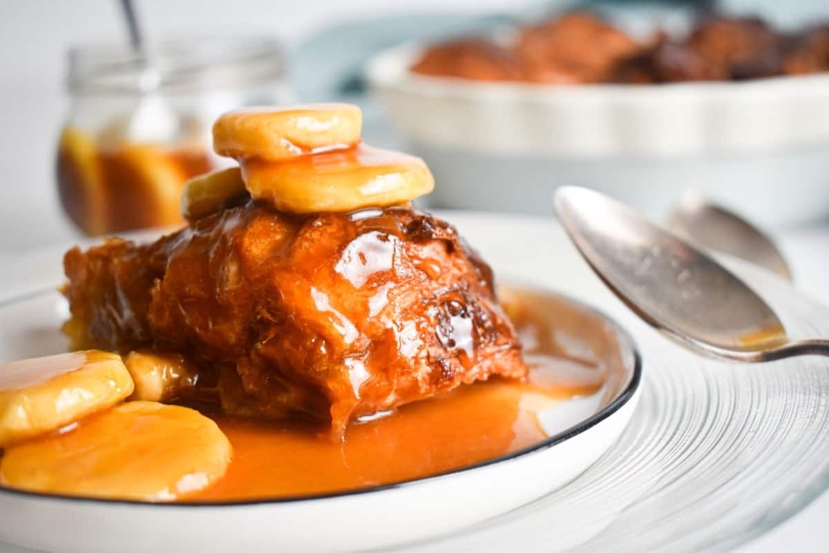 <p>Treat yourself to a luxurious dessert! This bread pudding combines the richness of Bananas Foster with flaky croissants for an unforgettable flavor explosion.<br><strong>Get the Recipe: </strong><a href="https://foodpluswords.com/bananas-foster-croissant-bread-pudding/?utm_source=msn&utm_medium=page&utm_campaign=msn">Bananas Foster Croissant Bread Pudding</a></p> <div class="remoji_bar">          <div class="remoji_error_bar">   Error happened.   </div>  </div> <p>The post <a href="https://fooddrinklife.com/best-banana-recipes/">13 irresistible treats to use up those overripe bananas</a> appeared first on <a href="https://fooddrinklife.com">Food Drink Life</a>.</p>