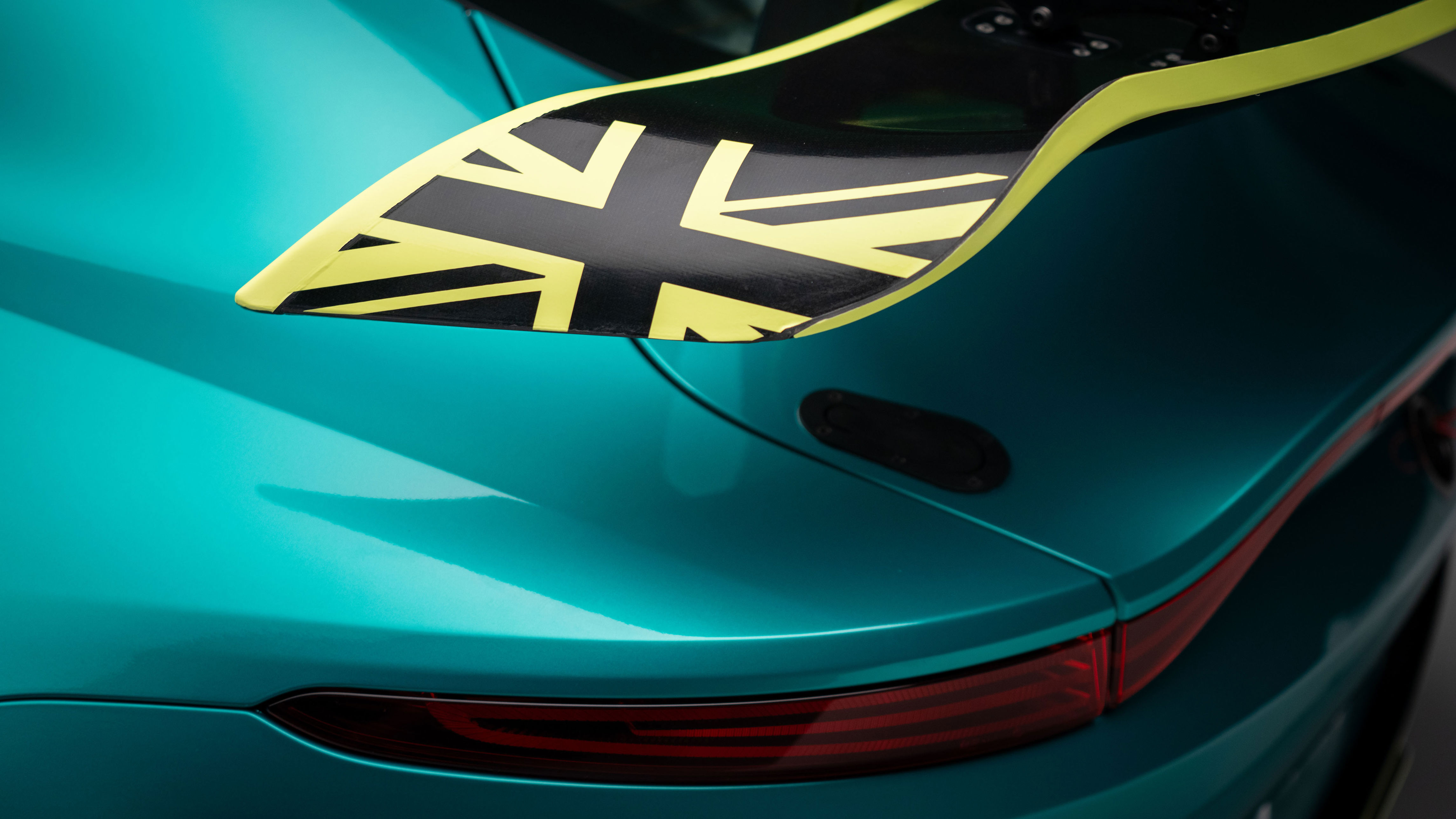 aston martin gt4 racer revealed: lighter and less powerful than the road car