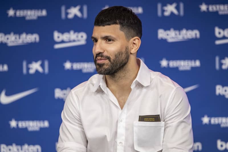 aguero clears air on coming out of retirement
