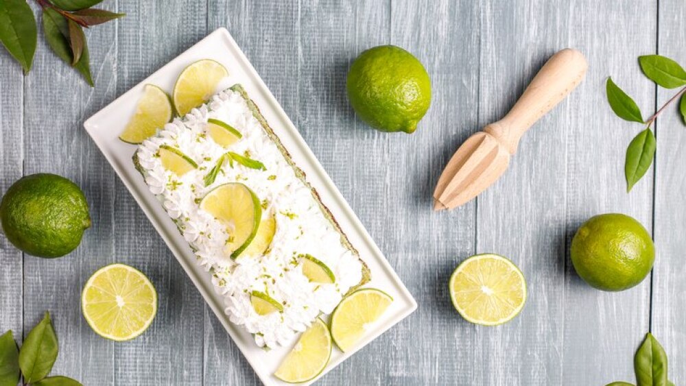 la exquisita receta de carlota de limón con solo 4 ingredientes