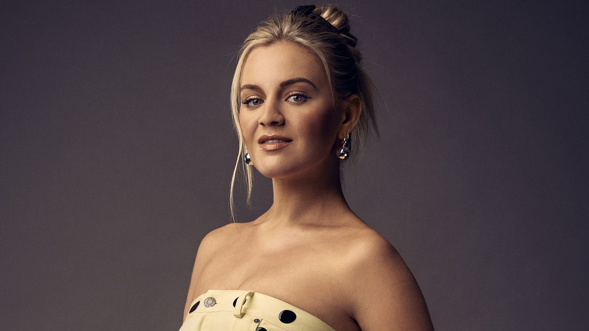 Kelsea Ballerini Returning As Host Of CMT Music Awards