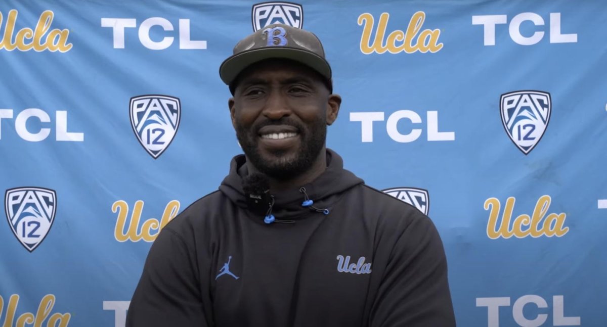 UCLA Hires Ex-NFL Running Back DeShaun Foster As Football Coach