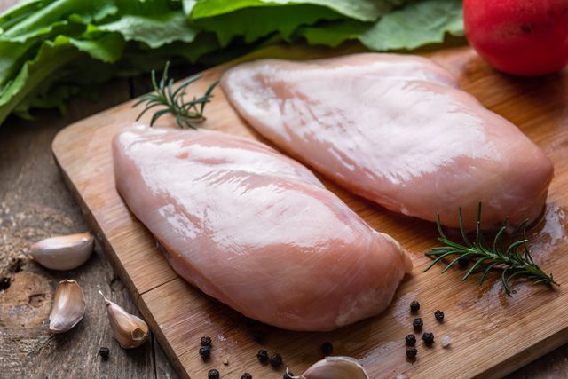 the healthiest poultry for your diet, according to a dietitian