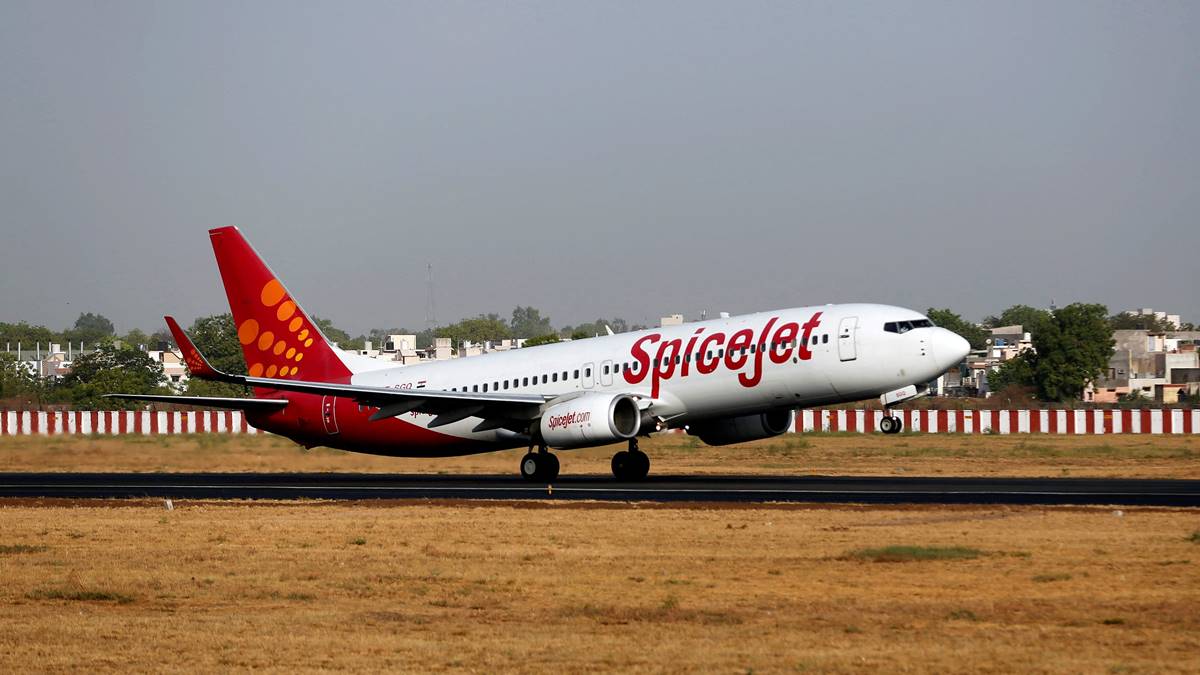 spicejet plans to hand out pink slips to at least 1,000 employees! crisis-hit airline eyes to save rs 100 crore – details