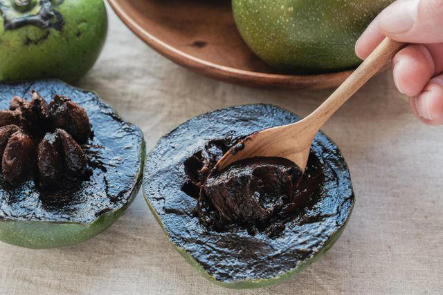Black Sapote Is the Must-Try Fruit That Tastes Just Like Chocolate Pudding