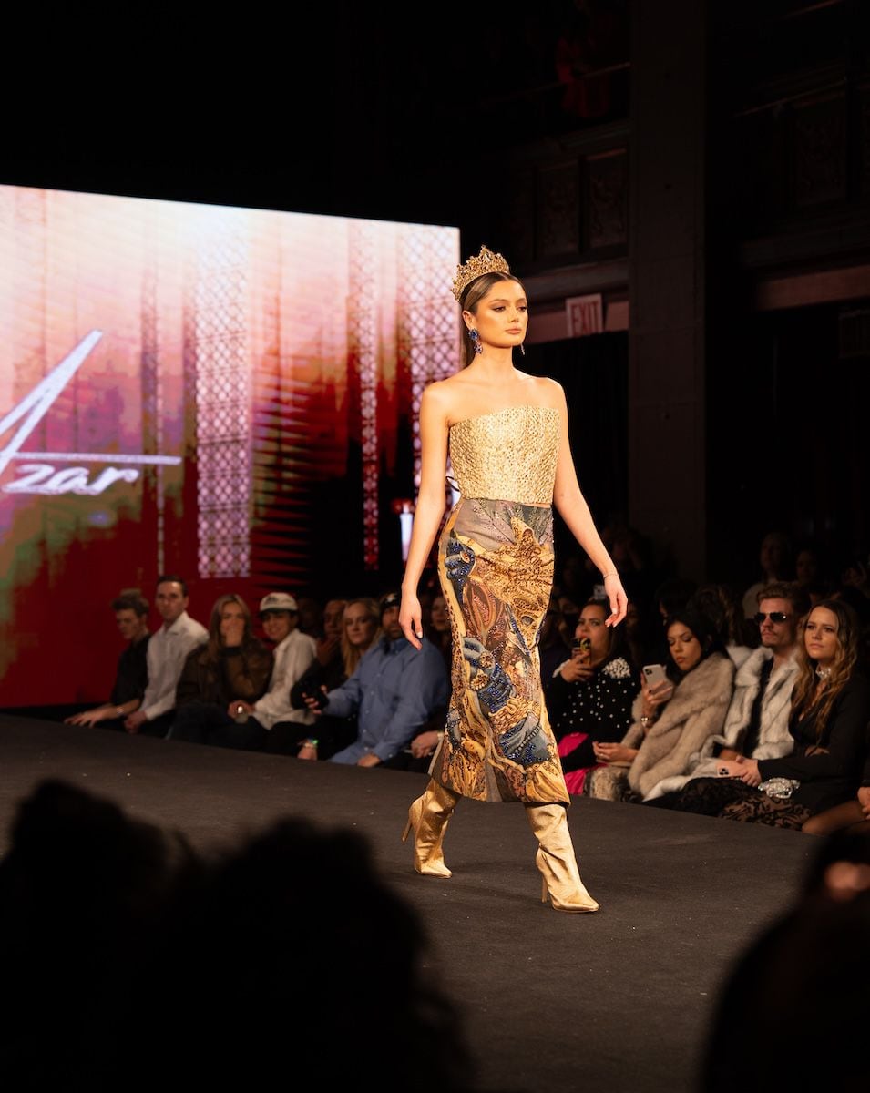 paola ruiz, primera modelo con labio leporino en desfilar en new york fashion week