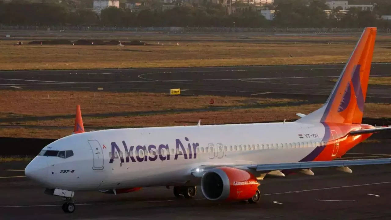 akasa air cancels 10 flights in 2 days