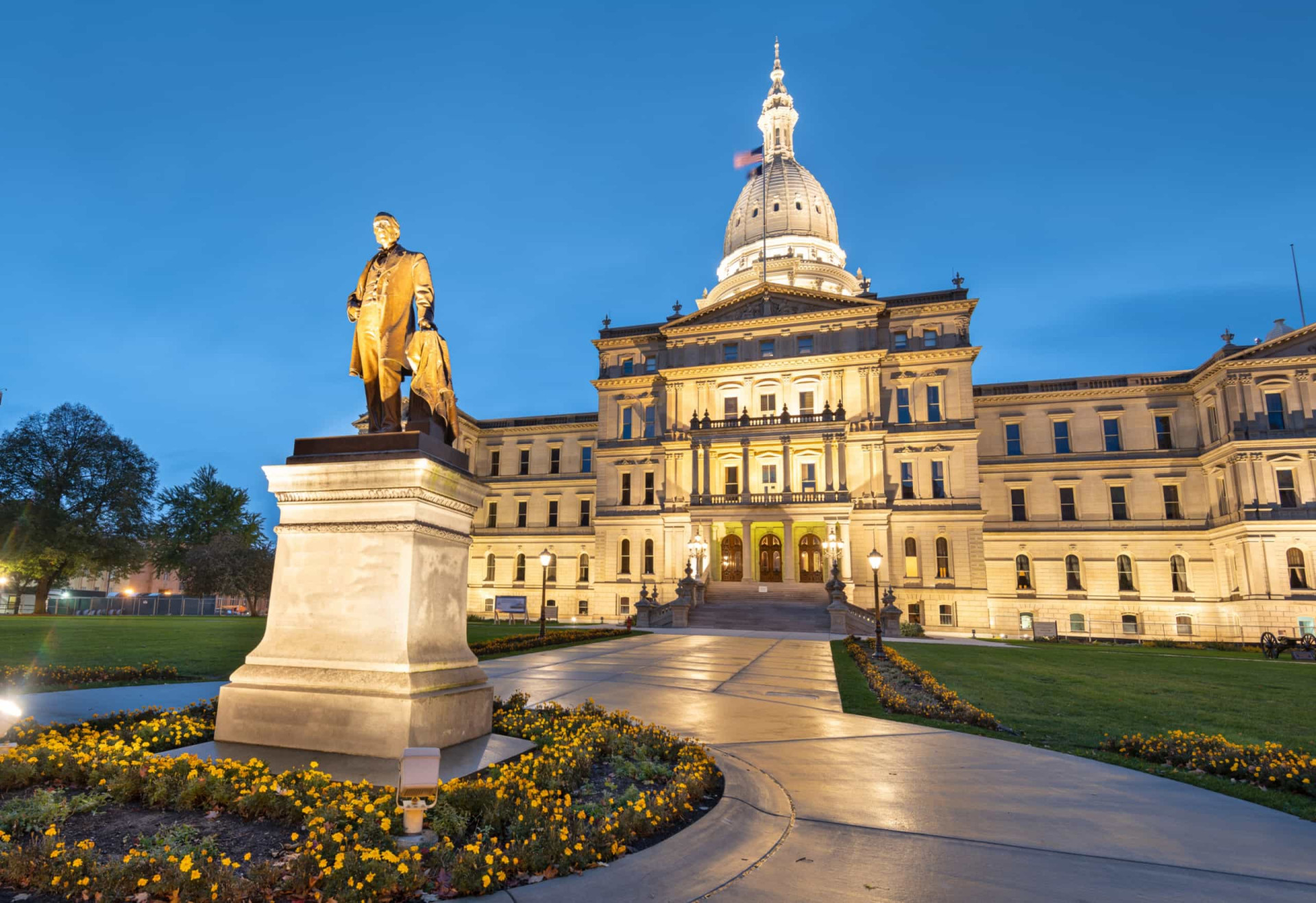 America's most illustrious state capitol buildings