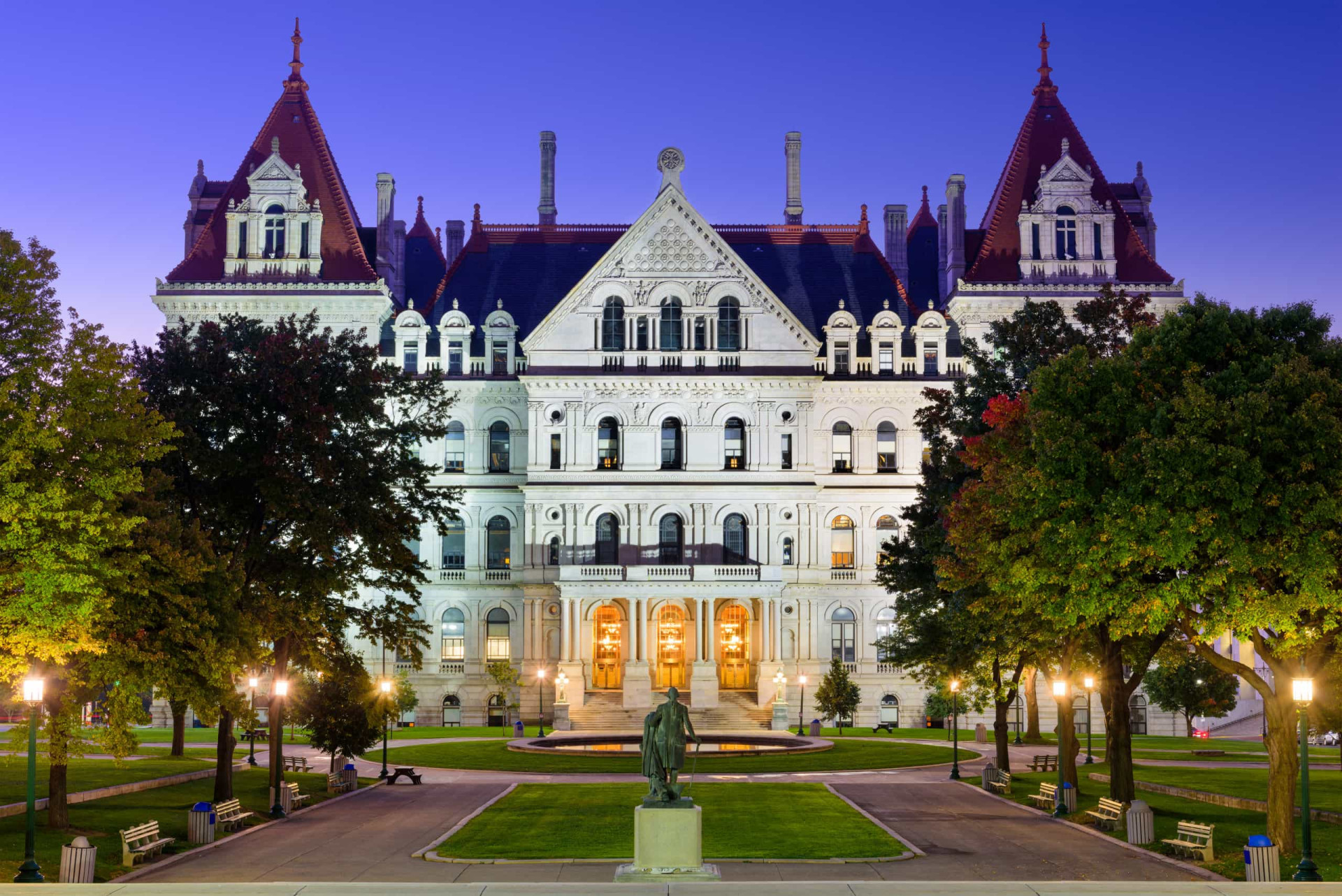 America's most illustrious state capitol buildings