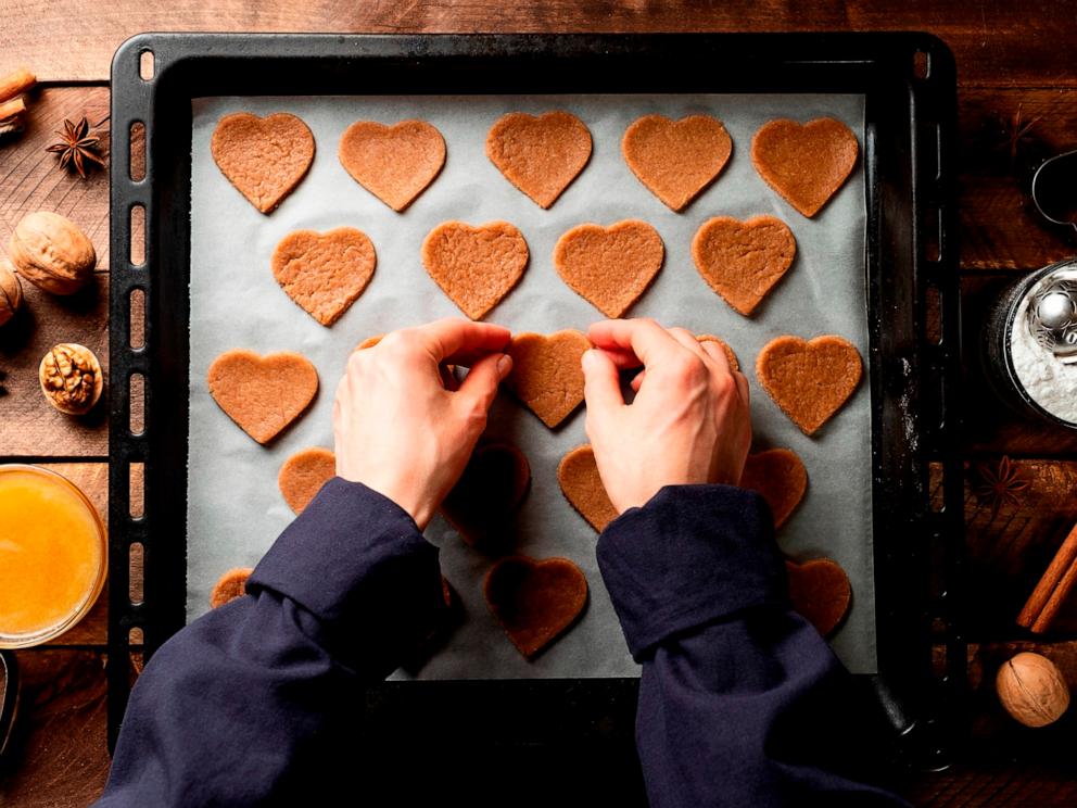how to, how to have a more sustainable valentine's day