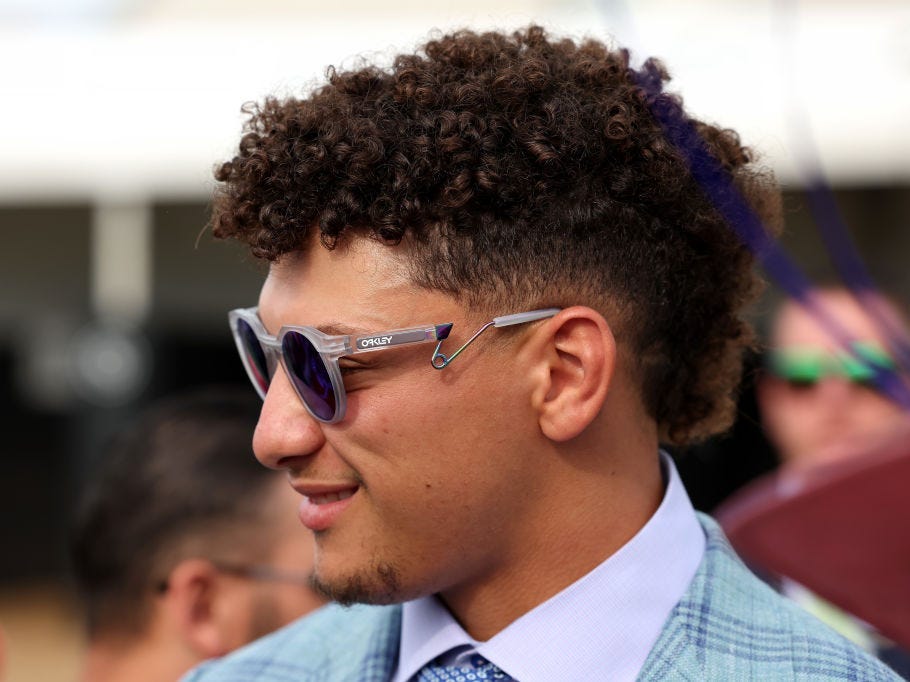 Patrick Mahomes Has One Of The Richest Contracts In NFL History — Here ...