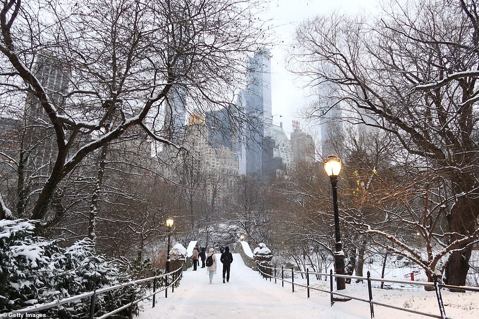 Mayor Adams warns of 'serious' Nor'easter set to blanket NYC in snow