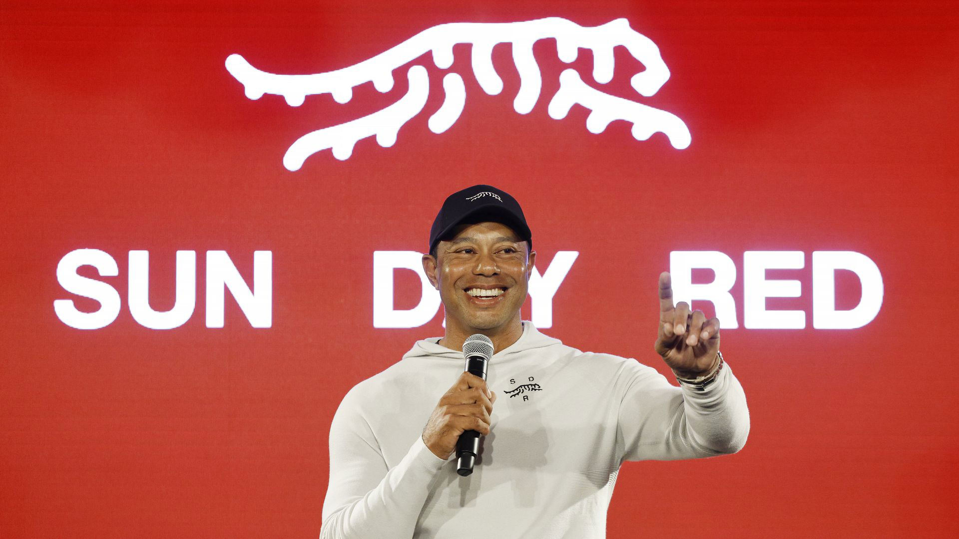 Tiger Woods unveils Sun Day Red apparel line alongside Taylormade Golf