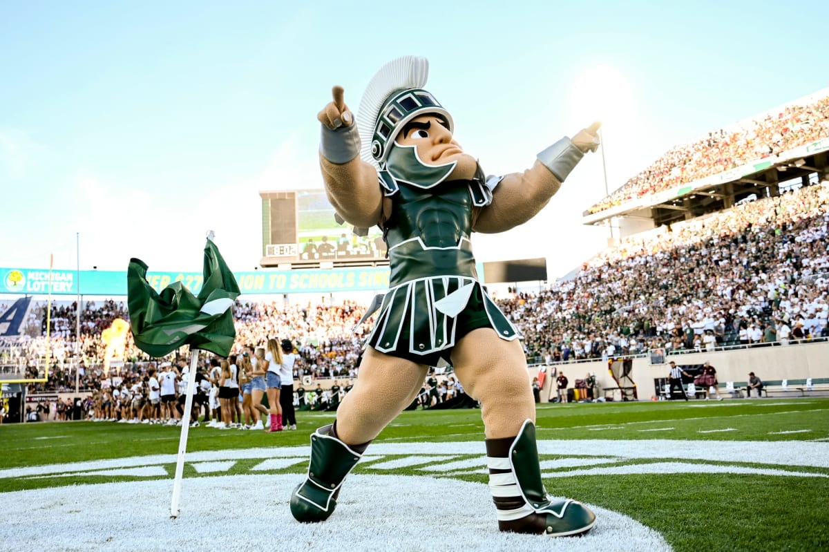 Michigan State Football S 2024 Expected Win Total Released   BB1ibIQr.img