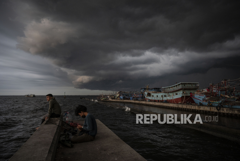 Cuaca Hari Ini: Seluruh Jakarta Diprediksi Berawan Pagi Hingga Malam ...