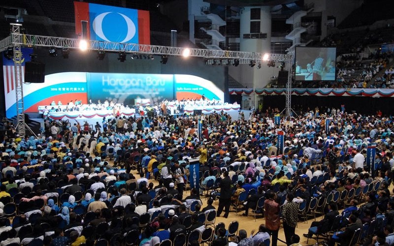 pkr grassroots unhappy with party’s handling of najib’s commuted sentence