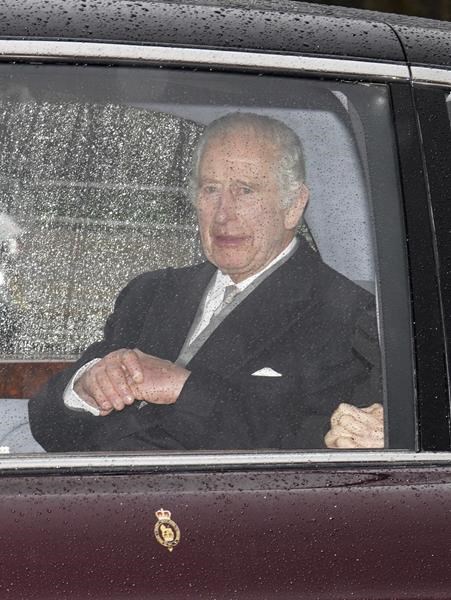 king charles iii returns to london from country retreat for expected cancer treatment