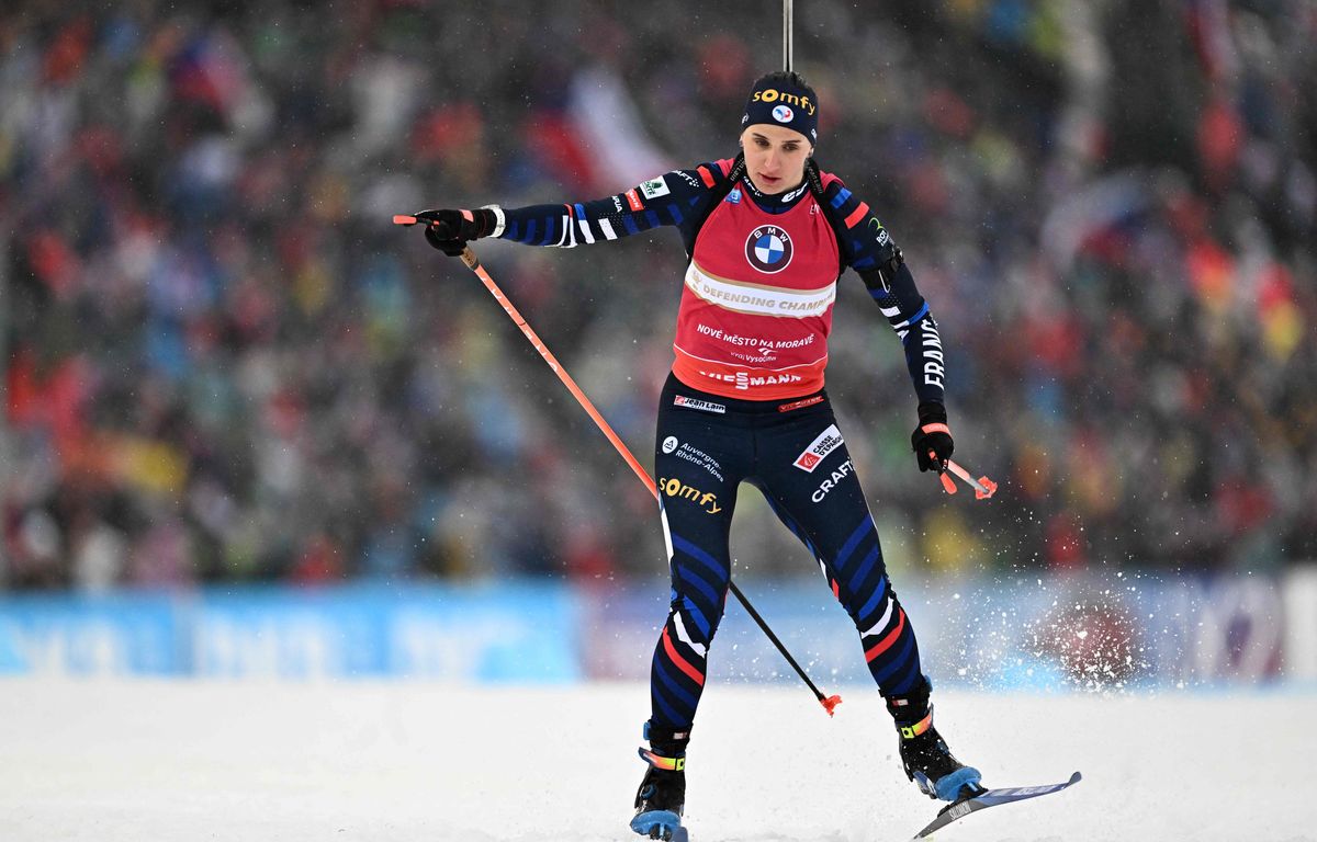 Biathlon EN DIRECT : Encore L'or Pour L'impératrice Julia Simon ...