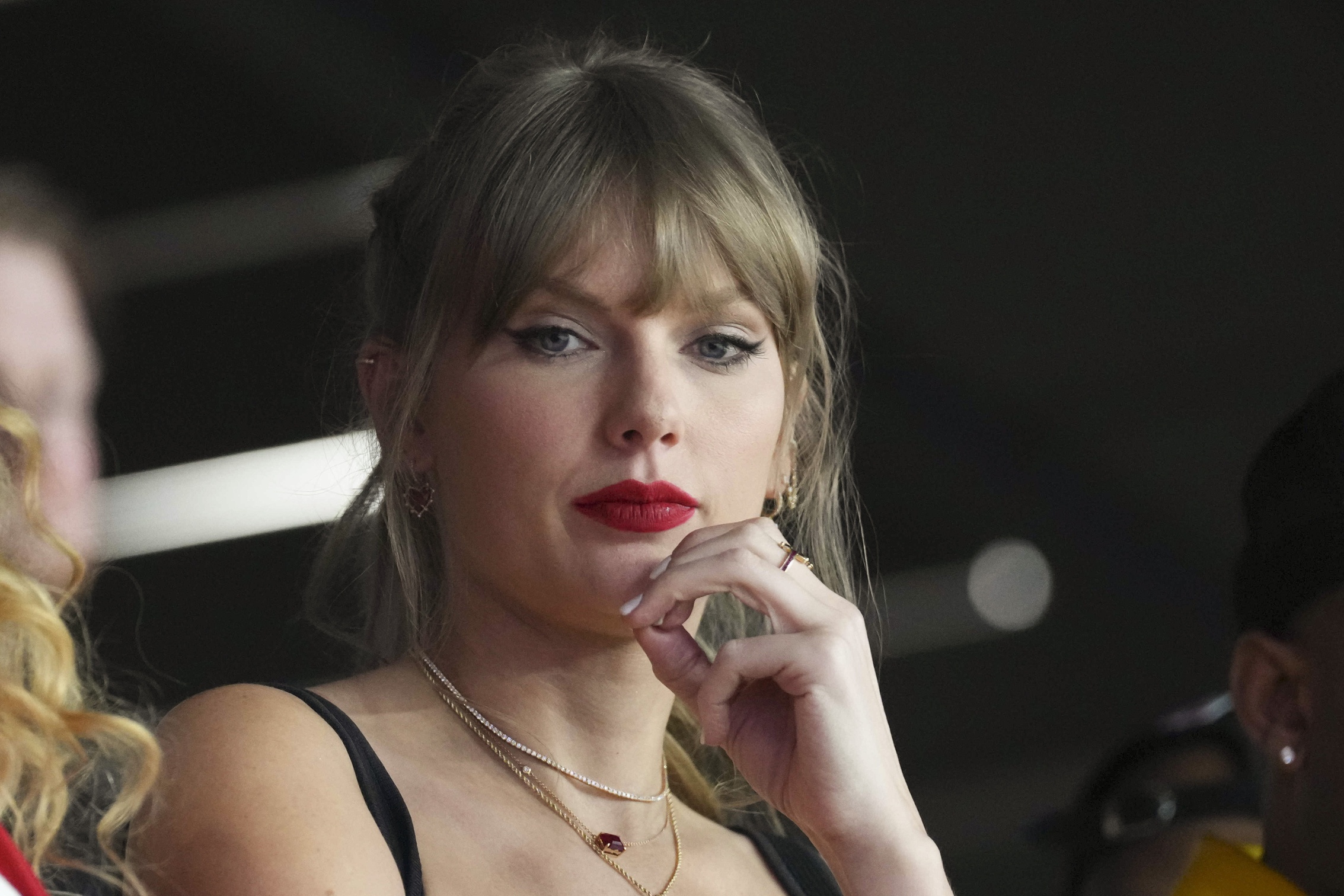 Taylor Swift Had Hidden Message For Travis Kelce