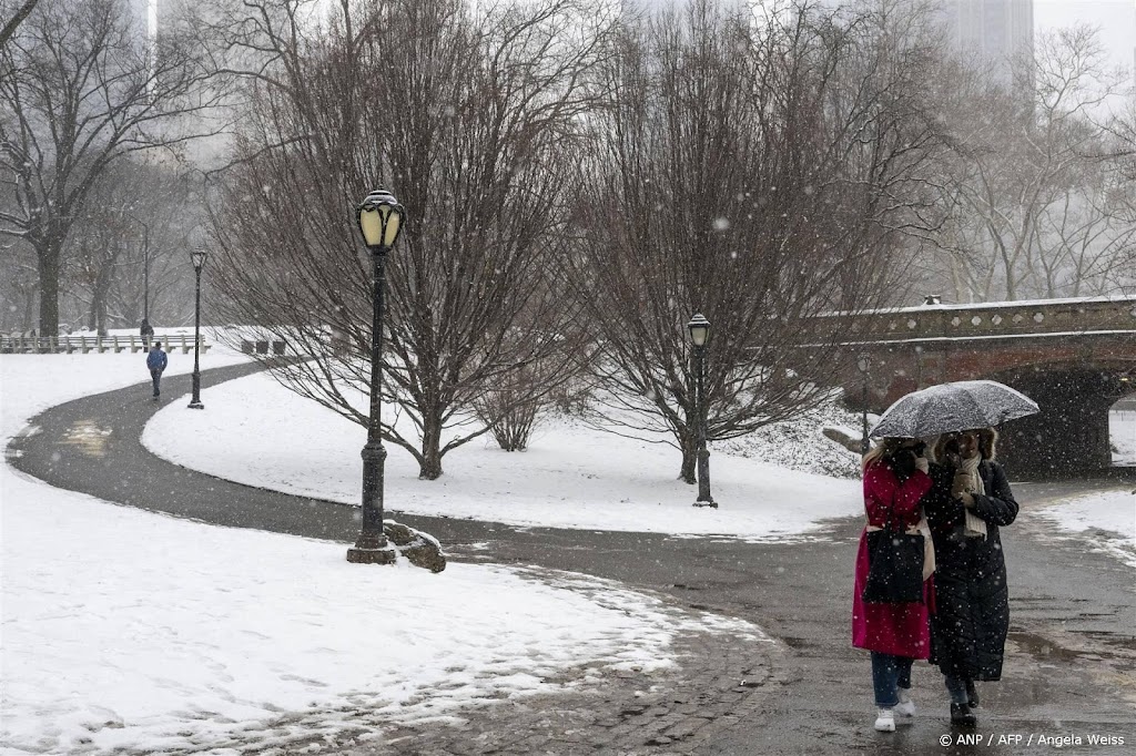 zware sneeuwstorm treft new york en boston