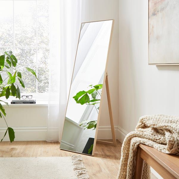 15 living room mirrors to transform your lounging space in an instant