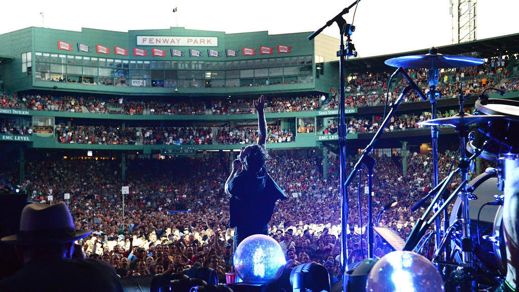 Pearl Jam will return to Fenway Park for 2 shows on 2024 tour