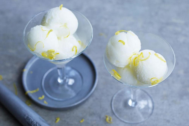 10 Best Lemon Dessert Recipes