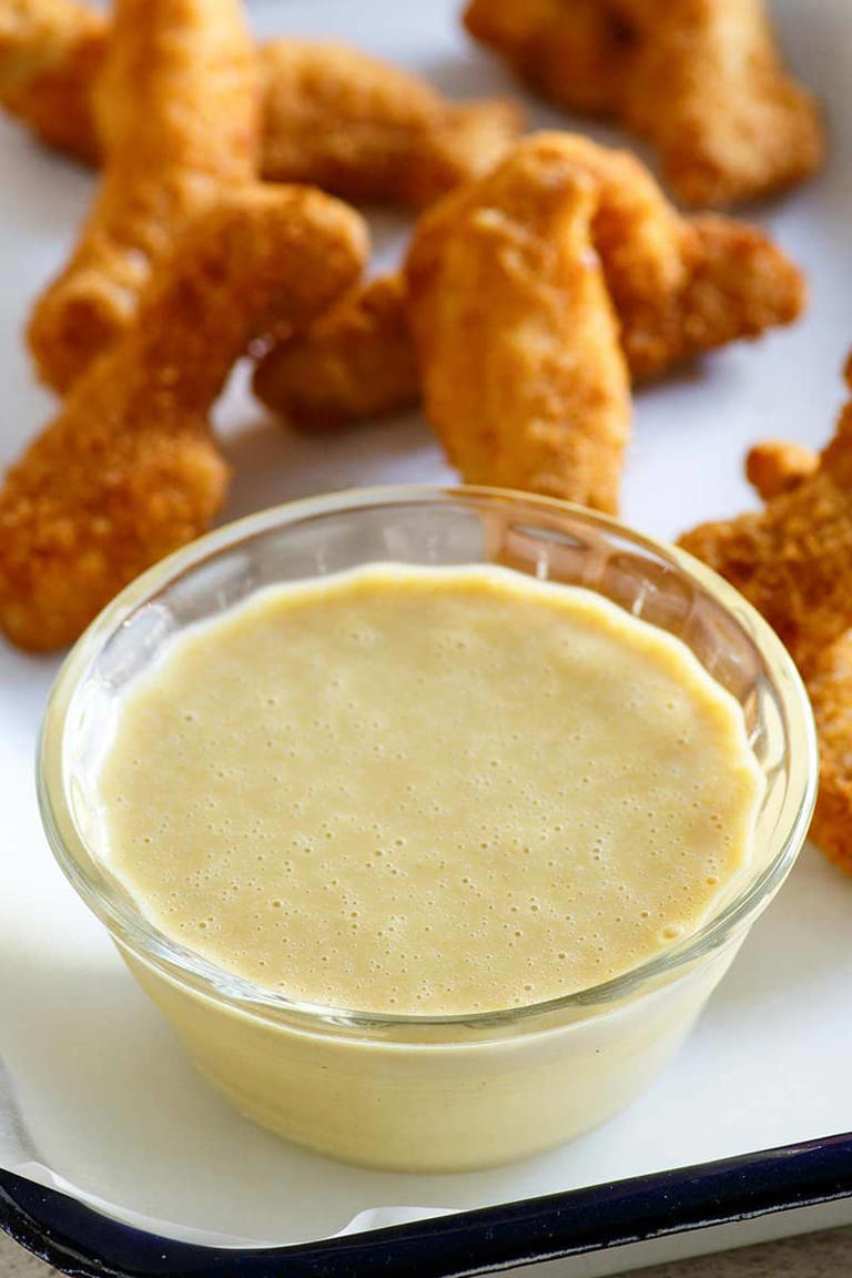 Copycat Outback Steakhouse Honey Mustard Dressing