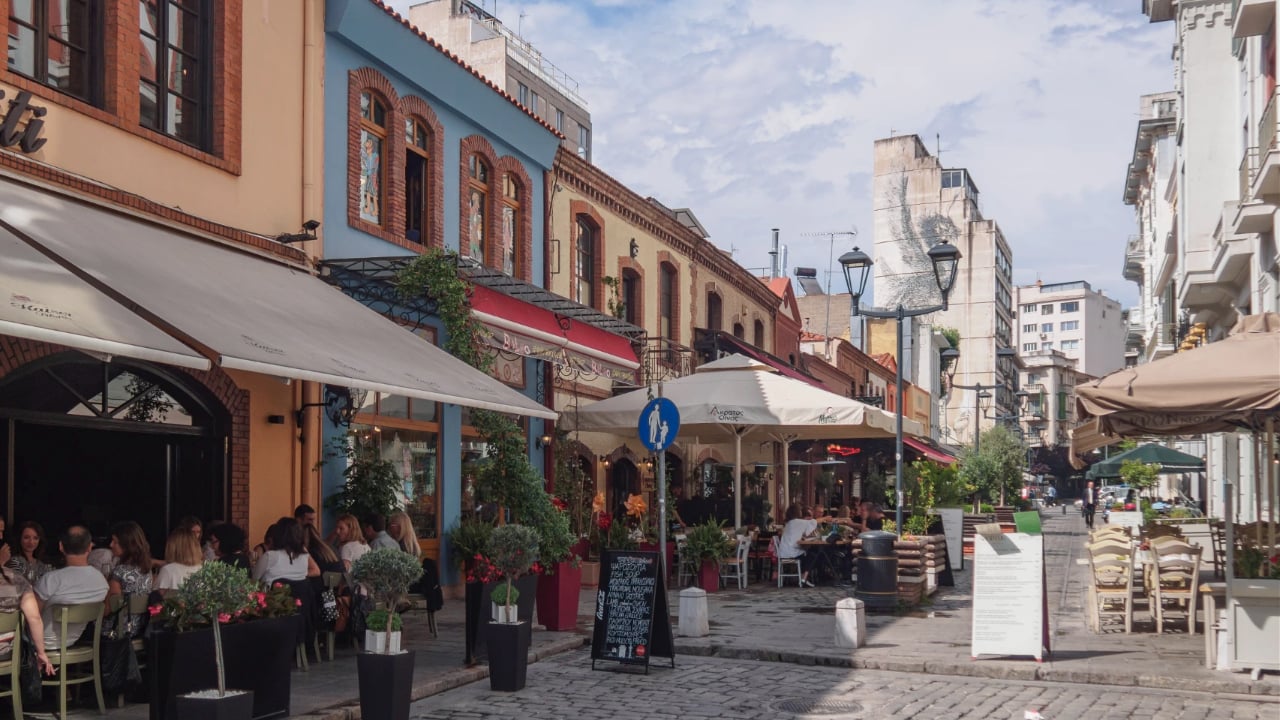 <p>Ladadika is the old neighborhood in Thessaloniki. It is filled with coffee shops, coffee bars, and souvenir shops. It is a perfect place for a morning coffee.</p>