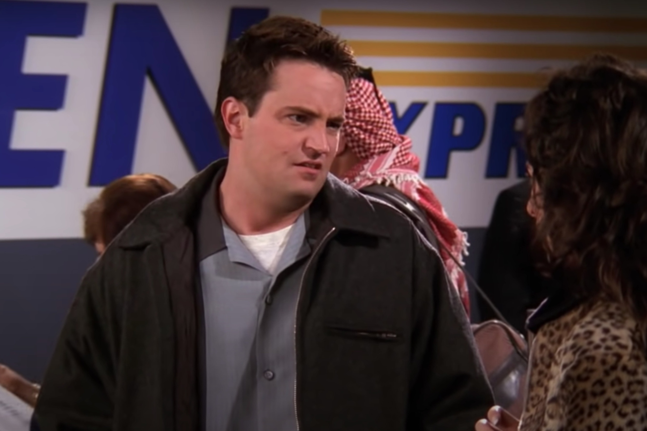 The 20 funniest Chandler Bing moments on ‘Friends’