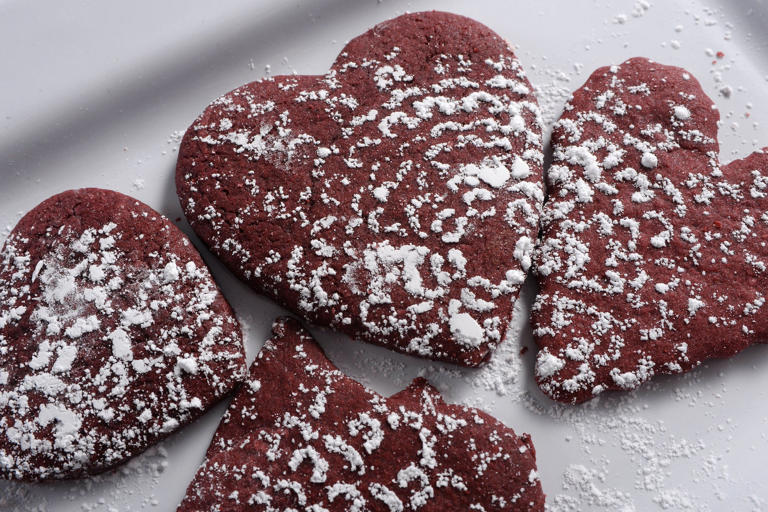 Red Velvet Cookies make an easy Valentine's Day treat; don't forget the ...