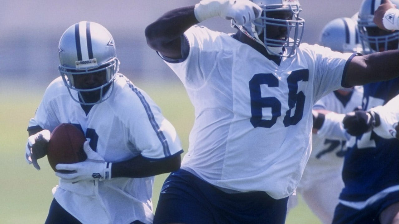 former cowboys offensive lineman tony hutson dead at 49: reports