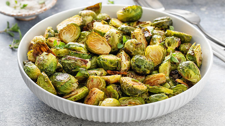 Instant Pot Brussels Sprouts: The Speedy Recipe For Sweet + Tender Veg 