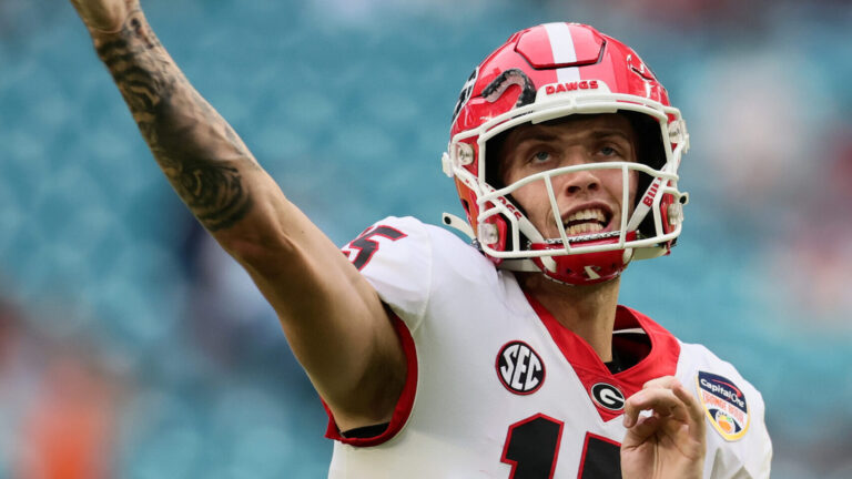 Projecting the Top 35 College Football Quarterbacks of 2024