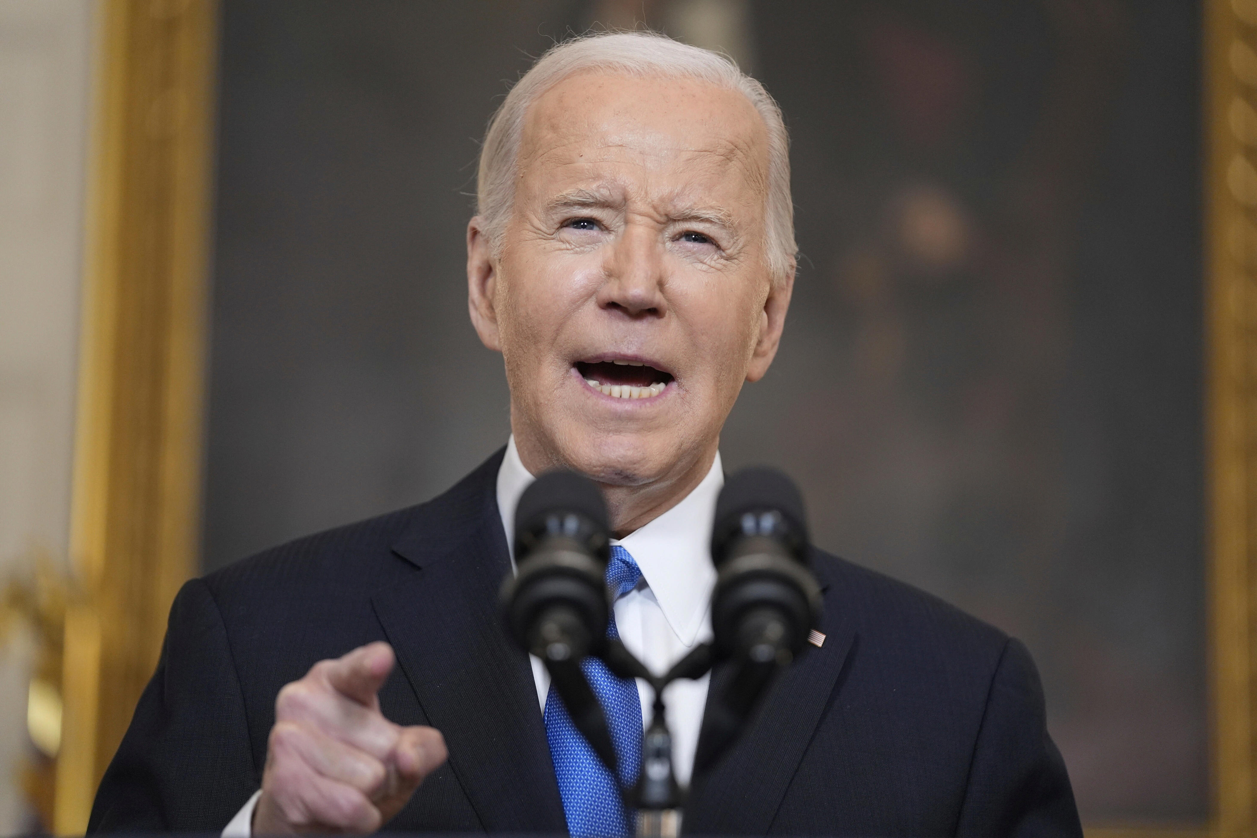 republicans always fall in line behind trump. why don't democrats do the same for biden?