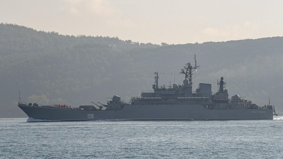 guerre en ukraine : un navire russe détruit en crimée, situation de plus en plus tendue sur le front de l’est
