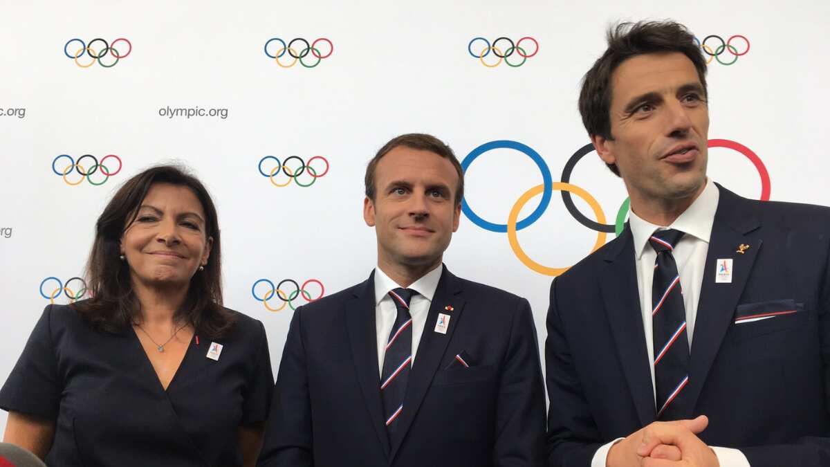 Paris Olympics: French President Emmanuel Macron Rules Booksellers ...