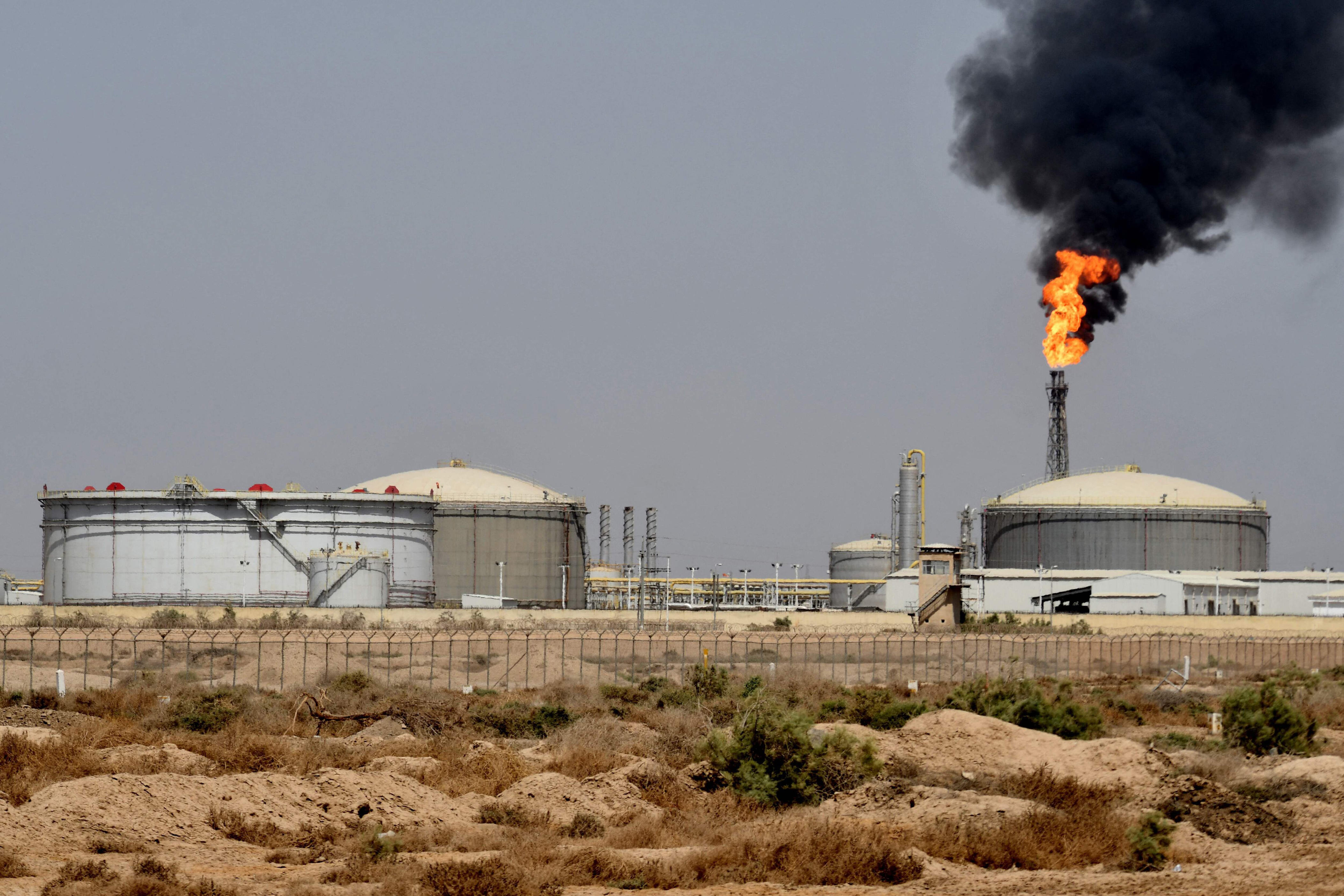 iraq and saudi arabia discuss oil market co-operation
